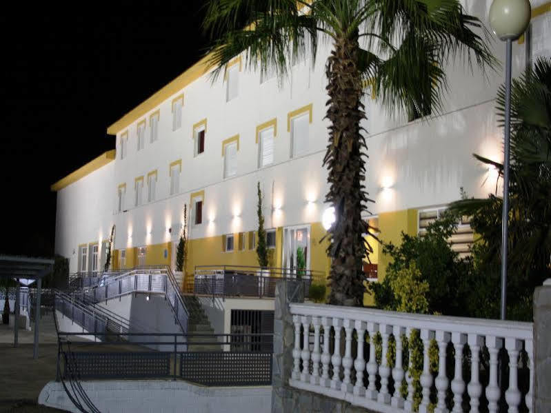 Hotel Acosta Ciudad De La Musica Villafranca de los Barros Exterior photo